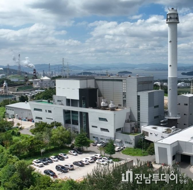 현재 여수시 도시형폐기물 종합처리시설(소각시설) 전경