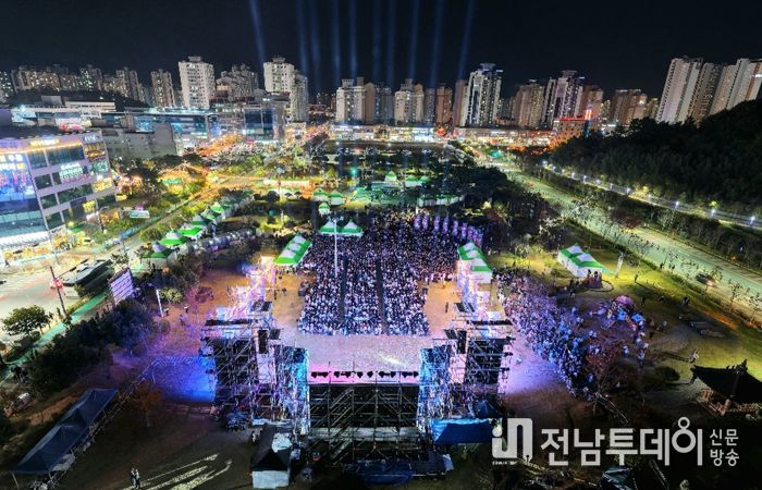 14일 개막식과 함께 막을 올린 무안YD페스티벌