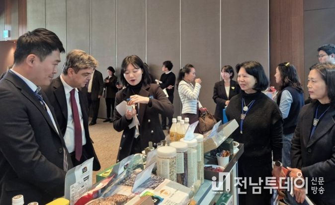 장흥군, 주한외교단 대상 특산품 홍보.