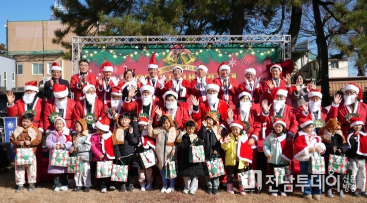 강진군 ‘산타원정대 시즌3, 산타버스 대작전’