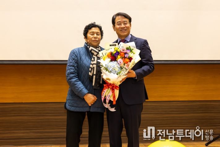 강진군, ‘여성농민 한글학교 졸업식’