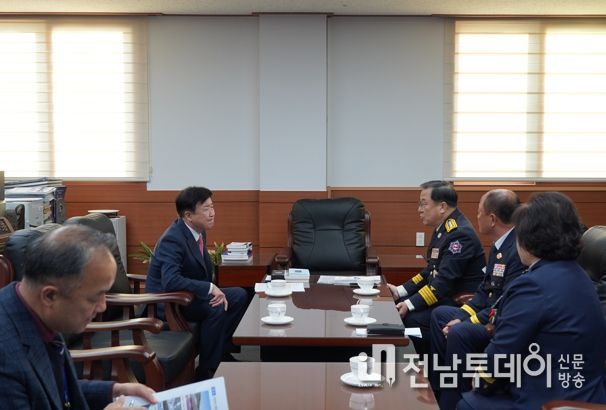 여수소방서, 2025 여수시의용소방대 성과공유회 개최