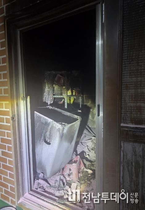 강진소방서, 주택 화재 ‘초기대응’ 중요… 소화기 사용으로 전소 막아