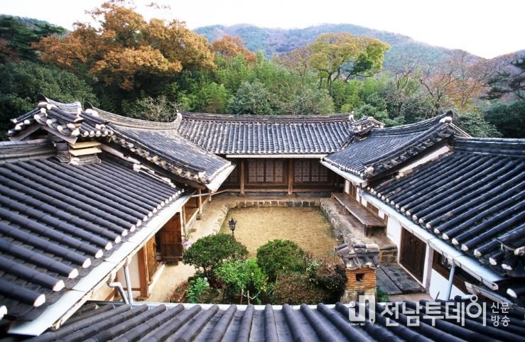 고산 녹우당안채