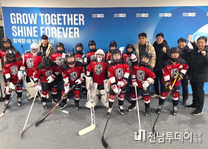 지난 9일 광주선수단 결단식 단체 및 선수대표 선서자 기념사진