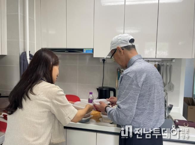 의료급여 사례관리 사진-반찬서비스.