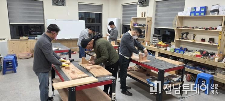 고흥군, 2026년 목공예기능인 양성 프로그램 제1기 교육생 모집