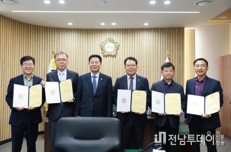 장성군의회, 2025회계연도 세입·세출 결산검사위원 위촉