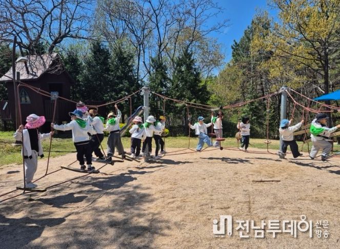 유아숲체험원 ‘봄맞이 숲체험’ 호응