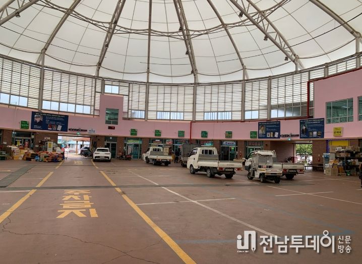 대덕읍 전통시장 새단장